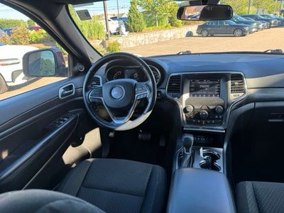 2020 Jeep Grand Cherokee Laredo E
