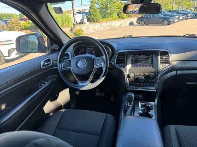 2020 Jeep Grand Cherokee Laredo E
