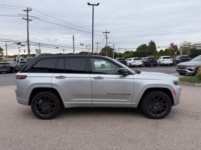 2025 Jeep Grand Cherokee Summit Obsidian