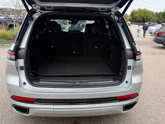 2025 Jeep Grand Cherokee Summit Obsidian