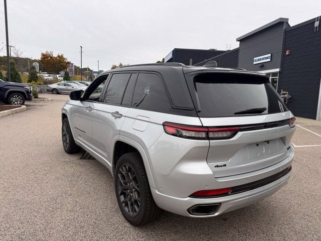 2025 Jeep Grand Cherokee Summit Obsidian