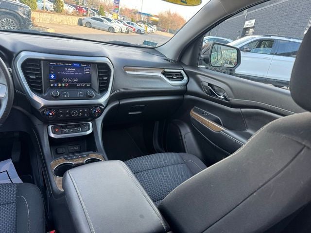 2021 GMC Acadia SLE Elevation Edition