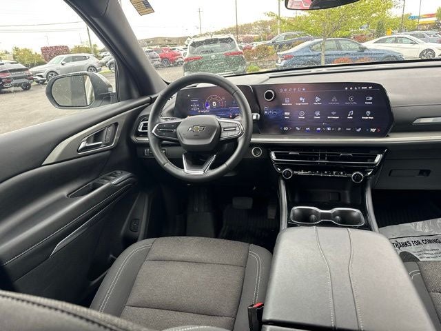 2024 Chevrolet Traverse LS Midnight Edition