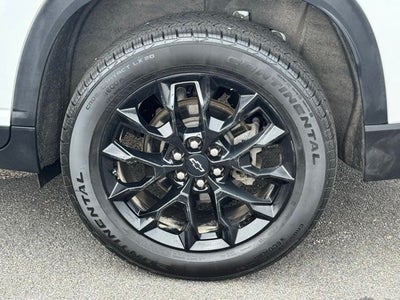 2024 Chevrolet Traverse LS Midnight Edition