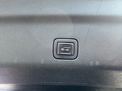 2023 Cadillac Escalade Sport Platinum Onyx Package