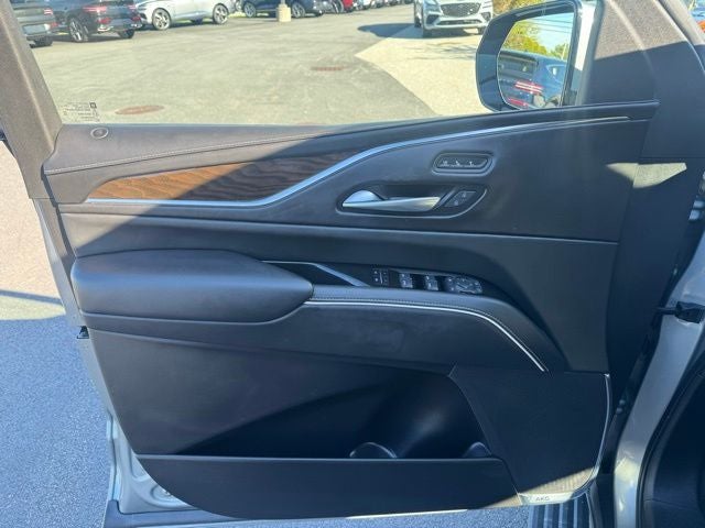 2023 Cadillac Escalade Sport Platinum Onyx Package