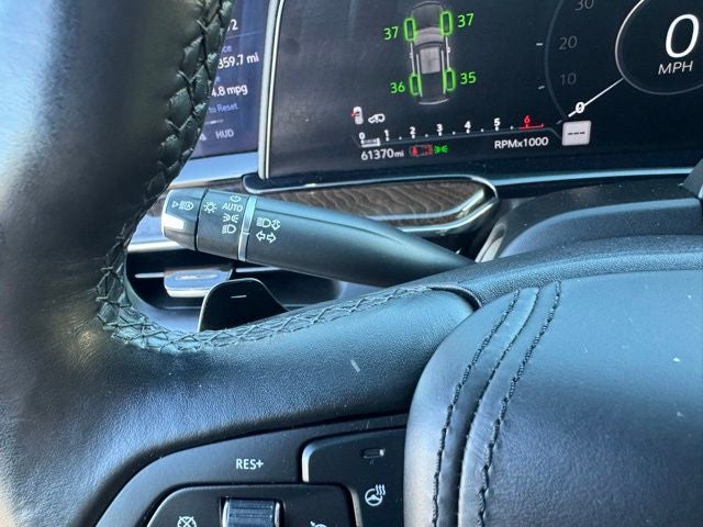 2023 Cadillac Escalade Sport Platinum Onyx Package