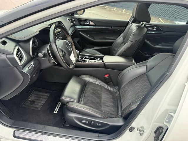 2020 Nissan Maxima SR