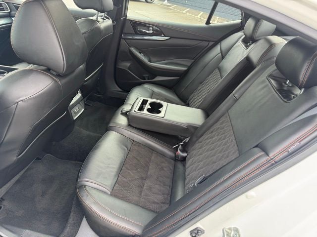 2020 Nissan Maxima SR