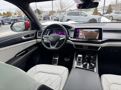 2024 Volkswagen Atlas Cross Sport 2.0T SEL Premium R-Line