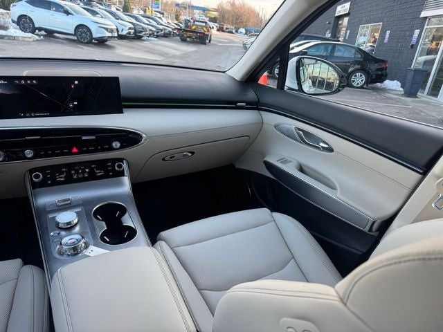 2026 Genesis GV70 2.5T Select