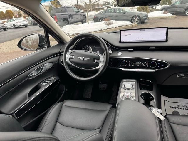 2025 Genesis GV70 2.5T