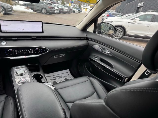 2025 Genesis GV70 2.5T