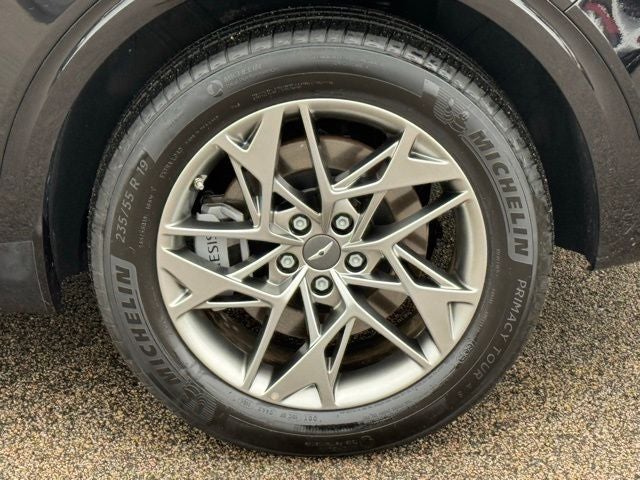 2025 Genesis GV70 2.5T