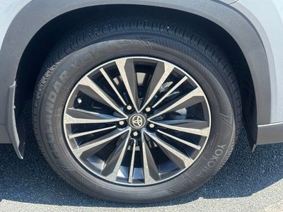 2025 Toyota Grand Highlander Hybrid MAX Platinum