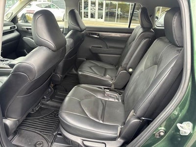 2023 Toyota Highlander Platinum