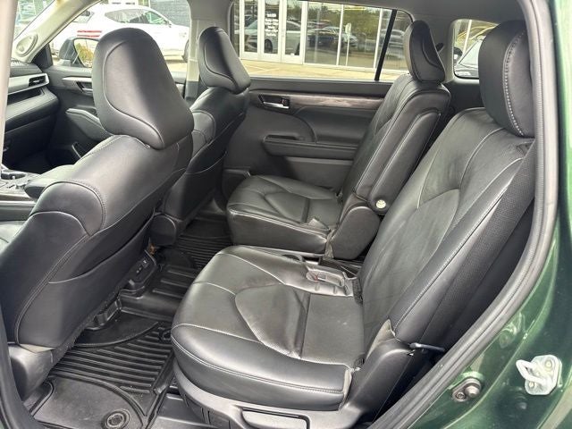 2023 Toyota Highlander Platinum