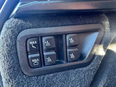 2023 BMW X7 xDrive40i M Sport Professional