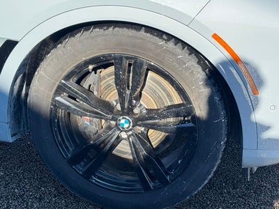 2023 BMW X7 xDrive40i M Sport Professional