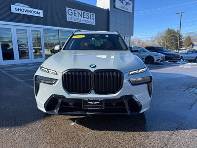 2023 BMW X7 xDrive40i M Sport Professional