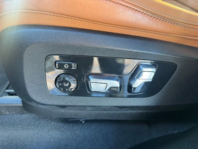 2023 BMW X7 xDrive40i M Sport Professional