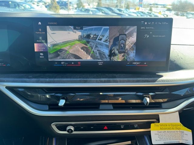 2023 BMW X7 xDrive40i M Sport Professional