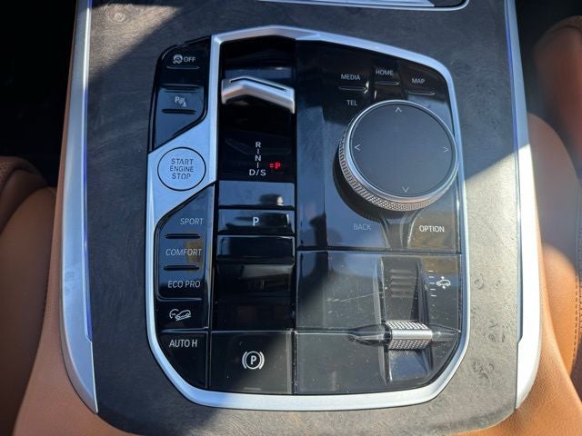 2023 BMW X7 xDrive40i M Sport Professional