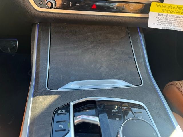 2023 BMW X7 xDrive40i M Sport Professional