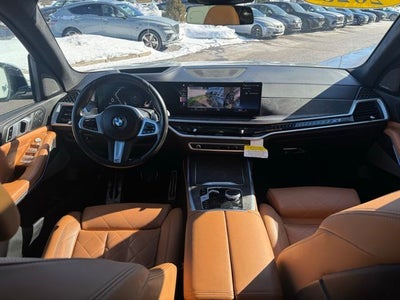 2023 BMW X7 xDrive40i M Sport Professional