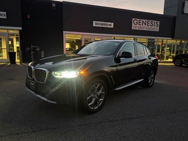2023 BMW X4 xDrive30i