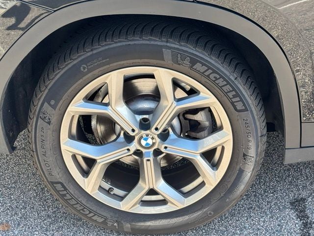 2023 BMW X4 xDrive30i