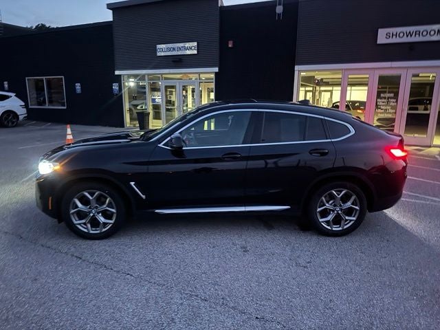 2023 BMW X4 xDrive30i