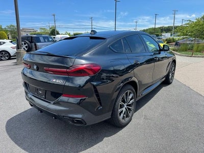 2022 BMW X6 M50i Premium