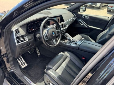 2022 BMW X6 M50i Premium