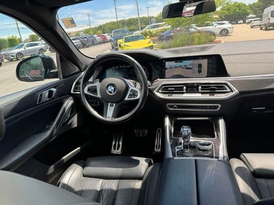 2022 BMW X6 M50i Premium