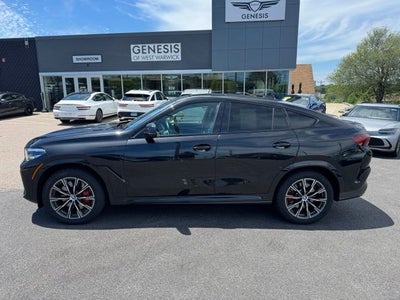 2022 BMW X6 M50i Premium