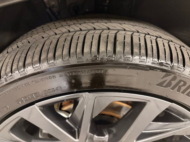 2025 Toyota Crown Signia Limited Advanced Technology Package