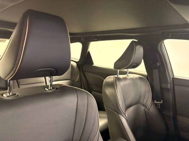 2025 Toyota Crown Signia Limited Advanced Technology Package