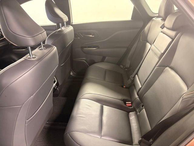 2025 Toyota Crown Signia Limited Advanced Technology Package