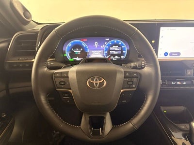 2025 Toyota Crown Signia Limited Advanced Technology Package