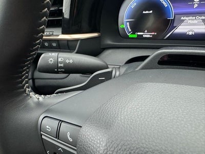 2025 Toyota Crown Signia Limited Advanced Technology Package