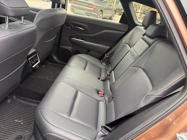 2025 Toyota Crown Signia Limited Advanced Technology Package