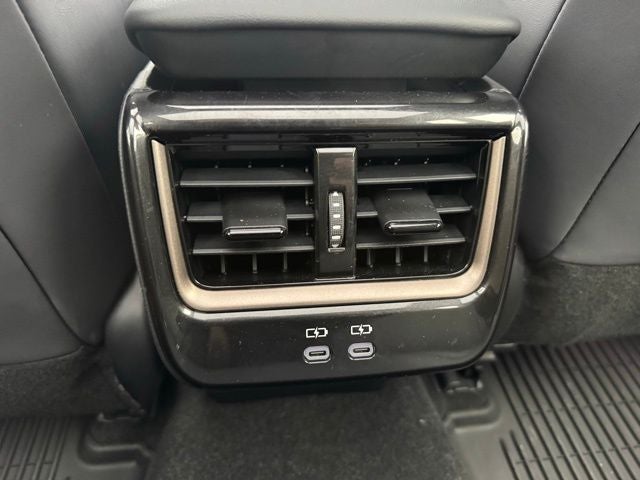 2025 Toyota Crown Signia Limited Advanced Technology Package