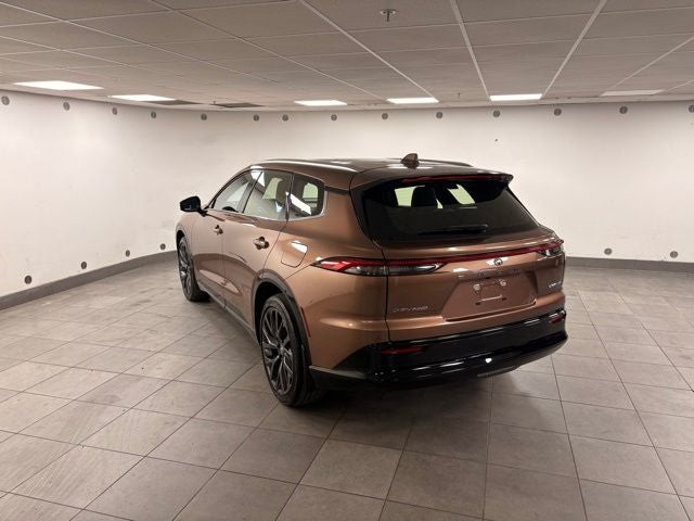 2025 Toyota Crown Signia Limited Advanced Technology Package