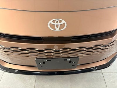 2025 Toyota Crown Signia Limited Advanced Technology Package