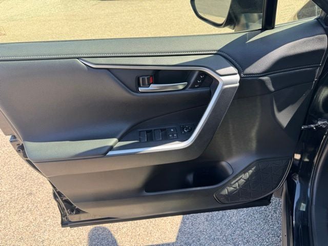 2020 Toyota RAV4 Limited