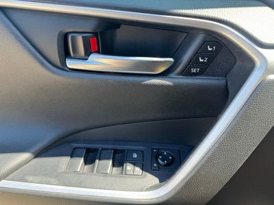 2020 Toyota RAV4 Limited