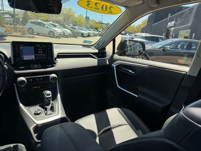 2020 Toyota RAV4 Limited