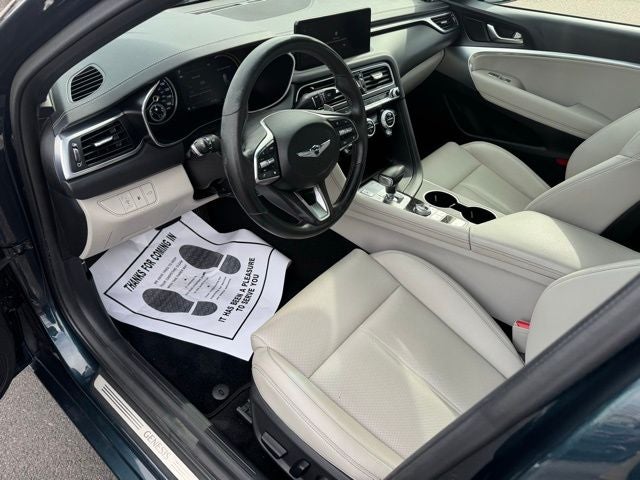 2022 Genesis G70 2.0T