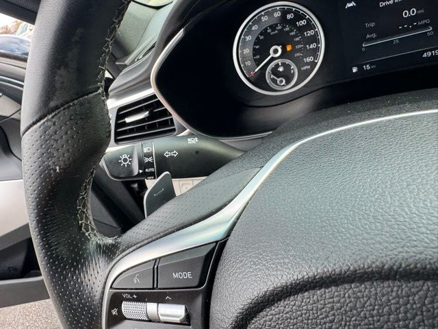 2022 Genesis G70 2.0T